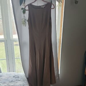 Chic Sleeveless Mocha Midi A-line Dress